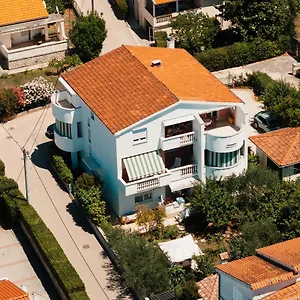  Apartment Manda Croatia